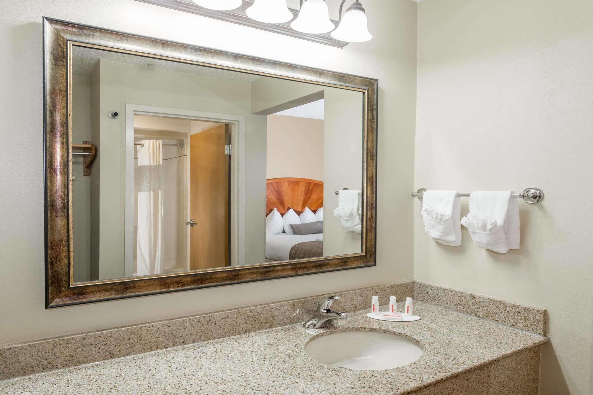 Baymont By Wyndham Asheville/biltmore 3* Asheville